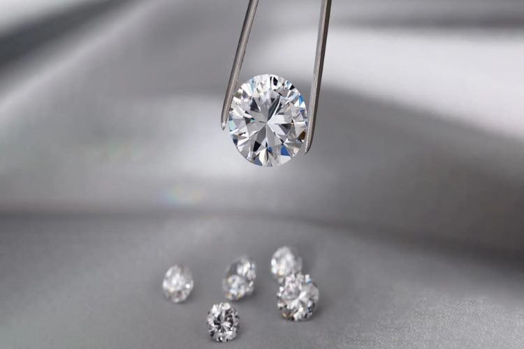 टाइटन ‘बीऑन’ ब्रांड