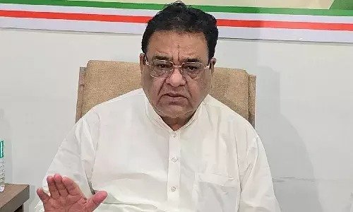 500x300 2552428 mukesh nayak res