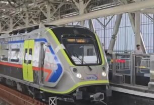 6948d162ab7b5 photo screengrab 2