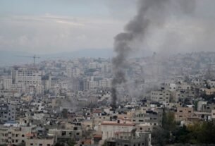 इजराइली सेना ने मंगलवार को इजराइल के कब्जे वाले ‘वेस्ट बैंक में दो संदिग्ध फिलीस्तीनी हमलावरों को मार गिराया