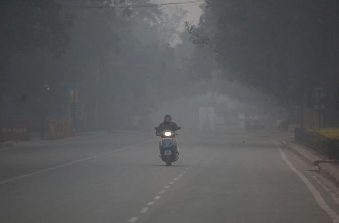 delhi ncr shivers cold wave inte