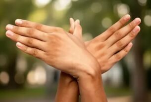 325415 202602043661027