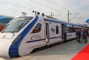 a vande bharat express train dur