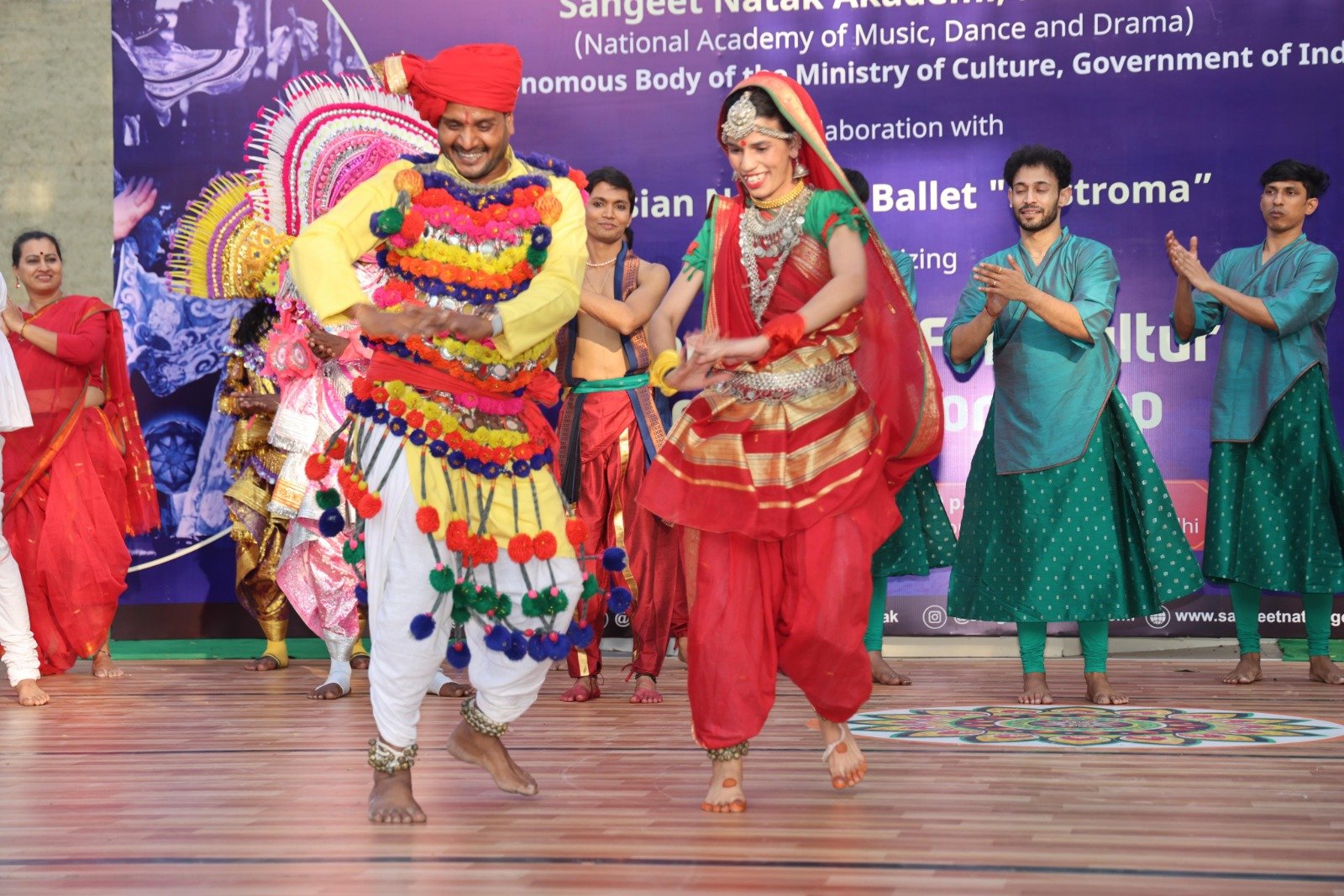 भारत–रूस मैत्री का रंगारंग संगम कमानी थिएटर में ‘ग्लोबल डांस ओवर्चर’ का भव्य आयोजन 1 WhatsApp Image 2026 03 03 at 1.15.18 PM