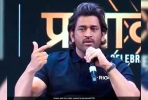 ad0fres dhoni 625x300 29 October