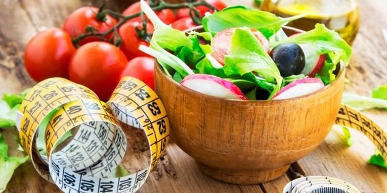 वजन कम करने के लिए खाना छोड़ना सही उपाय नहीं 1 image 1776058856340