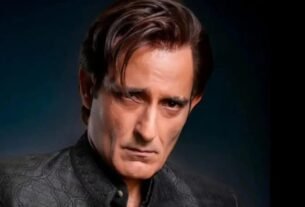 akshaye khanna scolded producer