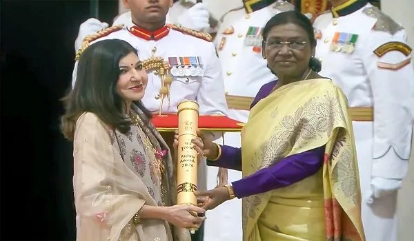 राष्ट्रपति ने 65 हस्तियों को पद्म सम्मान से किया सम्मानित 1 17822694103