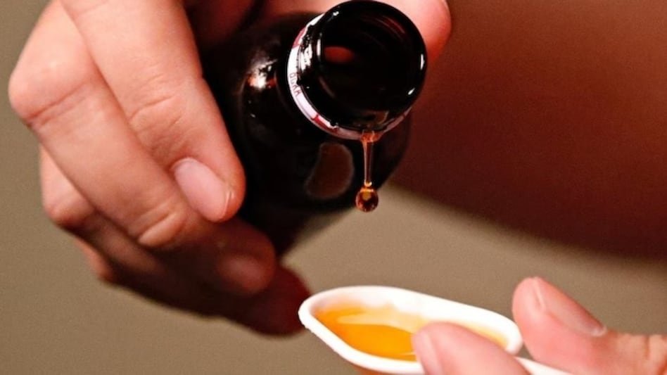 कफ सिरप खरीदने के नियम सख्त, अब डॉक्टर की पर्ची होगी जरूरी 1 6a30ecc88acc7 cough syrups 162714845 16x9 1