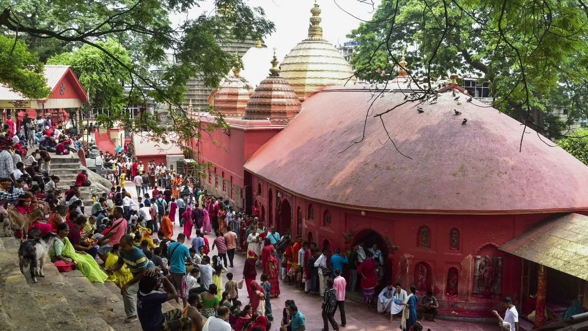 कामाख्या मंदिर में अंबुबाची मेले की तैयारियां पूरी, श्रद्धालुओं का उमड़ेगा सैलाब 1 asam mela 1782016591966