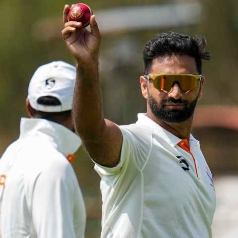 अकीब नबी बने जम्मू-कश्मीर के तीसरे क्रिकेटर जिन्हें मिली टीम इंडिया में जगह 1 414160.10