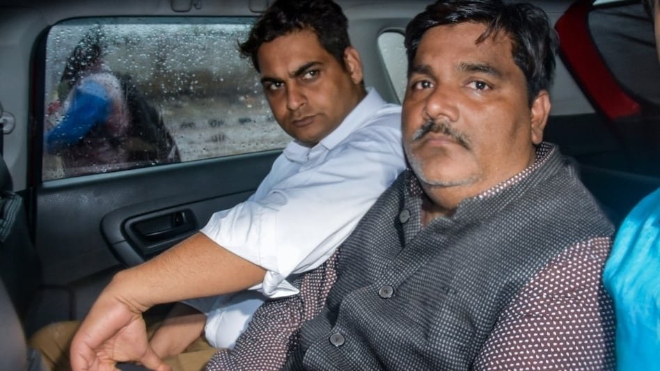 IB अधिकारी अंकित शर्मा हत्याकांड में पांच दोषियों को उम्रकैद 1 6a6c810f61f42 tahir hussain convicted in ankit sharma murder case 310338677 16x9 1